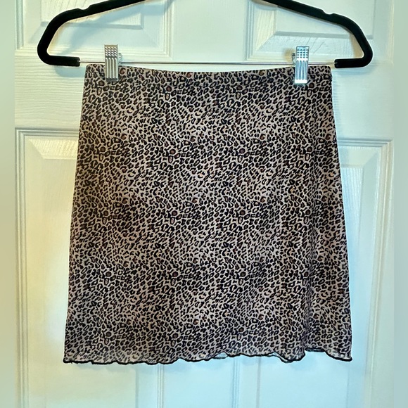 Leopard Print Mesh Lettuce Trim Skirt - Picture 3 of 6